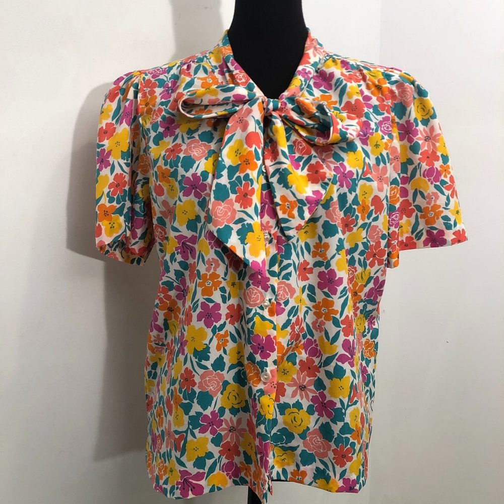 Vintage 1970s Floral Pussybow Blouse